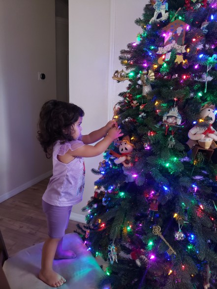 sophia decorating tree 20191117_102640 (2)